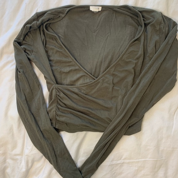 GARAGE long sleeve crop top - Picture 2 of 3